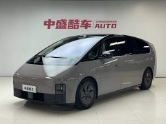 Li Auto MEGA Home Edition - ფოტო 1