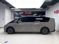 Li Auto MEGA Home Edition - ფოტო 4