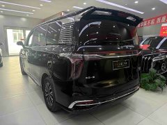 FAW HQ9 PHEV 2.0T AWDBusiness Edition - ფოტო 6
