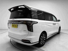 FAW HQ9 2.0T Edition - ფოტო 6