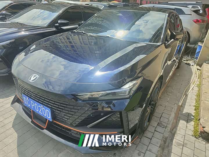 Changan UNI-V 1.5T Premium Version