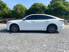 Lynk & Co B70 1.5T Version70Anniversary Edition - ფოტო 3