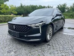 Lynk & Co B70 1.5T Version - ფოტო 1