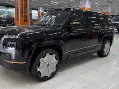 Yangwang U8 L Edition - ფოტო 1