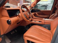 Yangwang U8 Luxury Edition - ფოტო 3