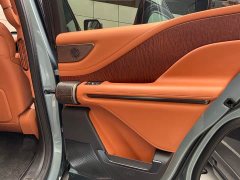 Yangwang U8 Luxury Edition - ფოტო 7