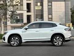 Lynk & Co X 330TSI 2WDPremium Edition - ფოტო 3