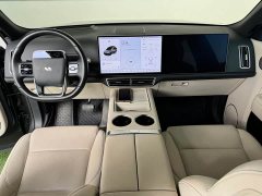 Li Auto L9 Pro - ფოტო 8
