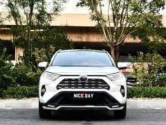 Toyota RAV4 2.5L E-CVTAWDFlagship Edition - ფოტო 2