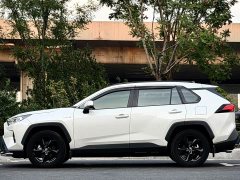 Toyota RAV4 2.5L E-CVTAWDFlagship Edition - ფოტო 3