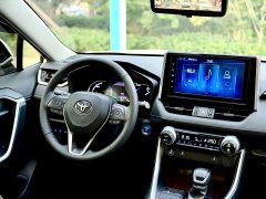 Toyota RAV4 2.5L E-CVTAWDFlagship Edition - ფოტო 8