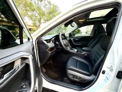 Toyota RAV4 2.5L E-CVTAWDFlagship Edition - ფოტო 9