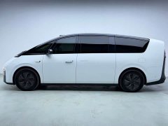 Li Auto MEGA Home Edition - ფოტო 4
