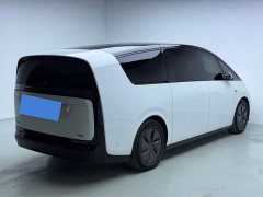 Li Auto MEGA Home Edition - ფოტო 7