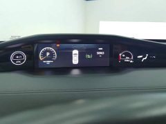 Changan UNI-V iDD 1.5T 113km Version - ფოტო 14