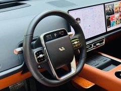 Li Auto L6 Pro - ფოტო 17