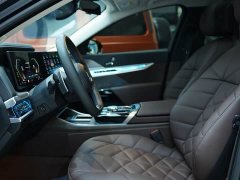 BMW 7 735Li Luxury - ფოტო 18