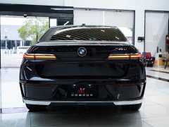 BMW 7 735Li Luxury - ფოტო 20
