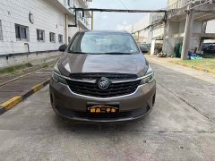 Buick GL8 652T Version - ფოტო 1