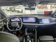 Audi Q5L 2.0T Luxury Version - ფოტო 3