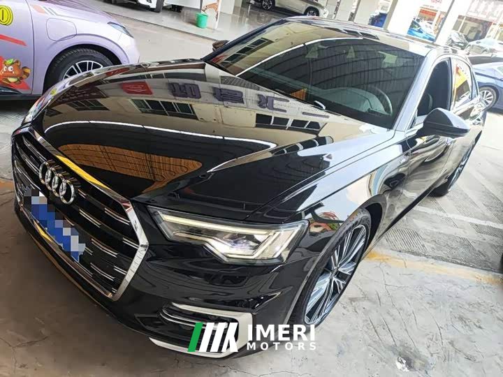 Audi A6L 45 TFSI quattro Version - автомобиль из Китая