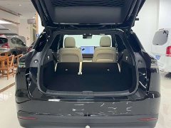 Li Auto i6 AWD Edition - ფოტო 6