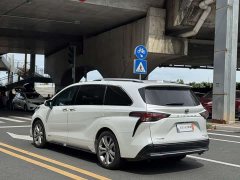 SIENNA 2.5LPHEV Edition - ფოტო 4