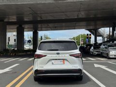SIENNA 2.5LPHEV Edition - ფოტო 5