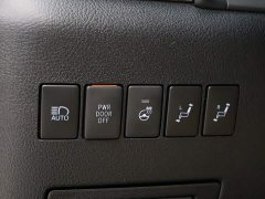 Toyota 2.5L Premium Edition - ფოტო 5