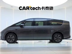 Li Auto MEGA Home Edition - ფოტო 10