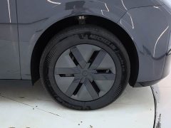 Li Auto MEGA Home Edition - ფოტო 14