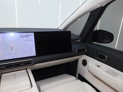 Li Auto MEGA Home Edition - ფოტო 15