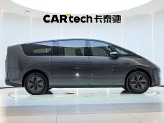 Li Auto MEGA Home Edition - ფოტო 6