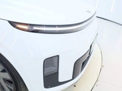 Li Auto L8 Ultra - ფოტო 13
