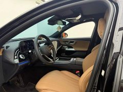 Mercedes-Benz E 300 L Luxury Version - ფოტო 10