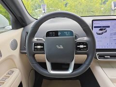 Li Auto L7 Pro - ფოტო 18