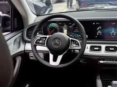 Mercedes-Benz GLE 450 4MATIC Fashion Version - ფოტო 14