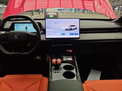 Changan UNI-V 2.0T Version - ფოტო 13