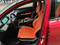 Changan UNI-V 2.0T Version - ფოტო 15