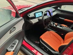 Changan UNI-V 2.0T Version - ფოტო 16