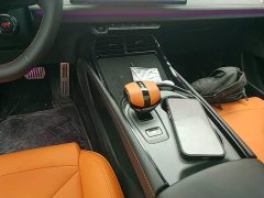 Changan UNI-V 2.0T Version - ფოტო 14