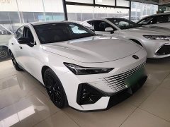 Changan UNI-V iDD 1.5T 113km Version - ფოტო 4