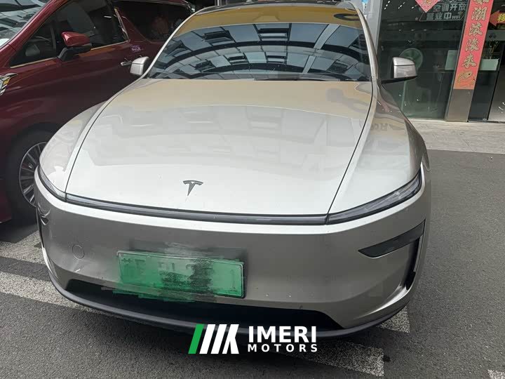 Tesla Model Y Long Range Edition
