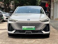 Changan UNI-V iDD 1.5T 113km Version - ფოტო 2