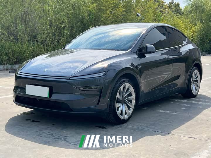 Tesla Model Y Long Range Edition