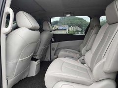 Buick GL8 652T Luxury Version - ფოტო 9