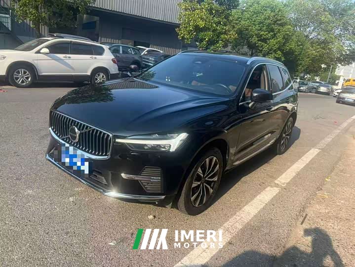 Volvo XC60 B5 AWD Edition - ავტომობილი ჩინეთიდან