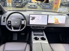 Li Auto L9 Pro - ფოტო 7