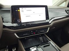 Volkswagen 380TSI Premium Edition - ფოტო 11