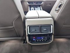 Volkswagen 380TSI Premium Edition - ფოტო 13